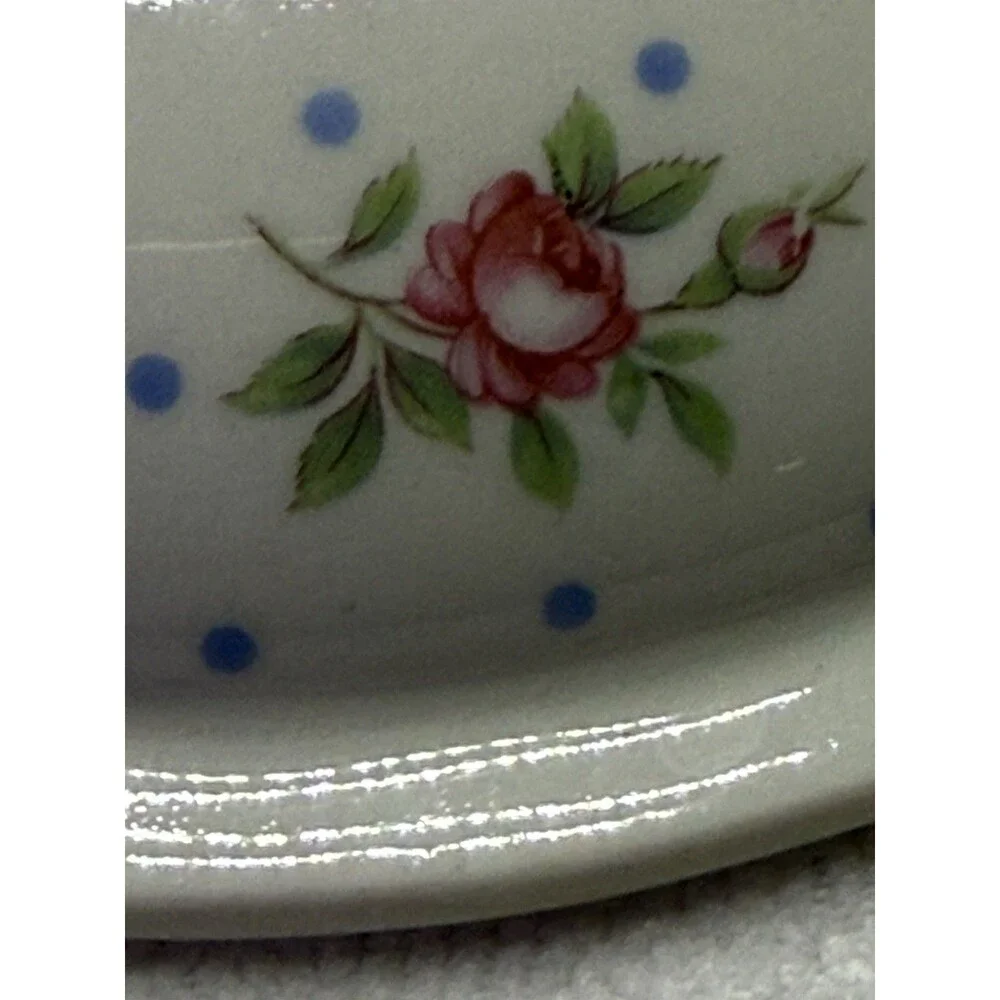 Hall China Co. Mary Dunbar Blue Rose Casserole Superior Quality Kitchenware USA